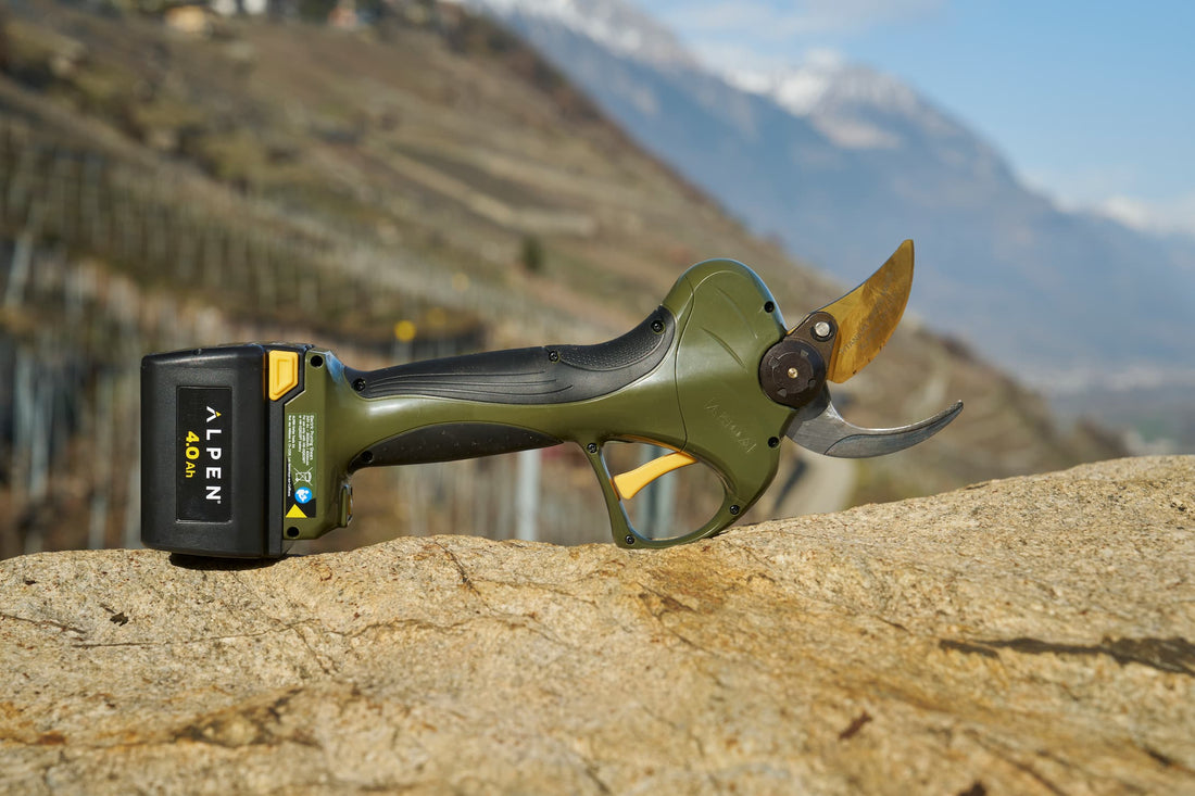 Electric pruning shear Wildhorn 40